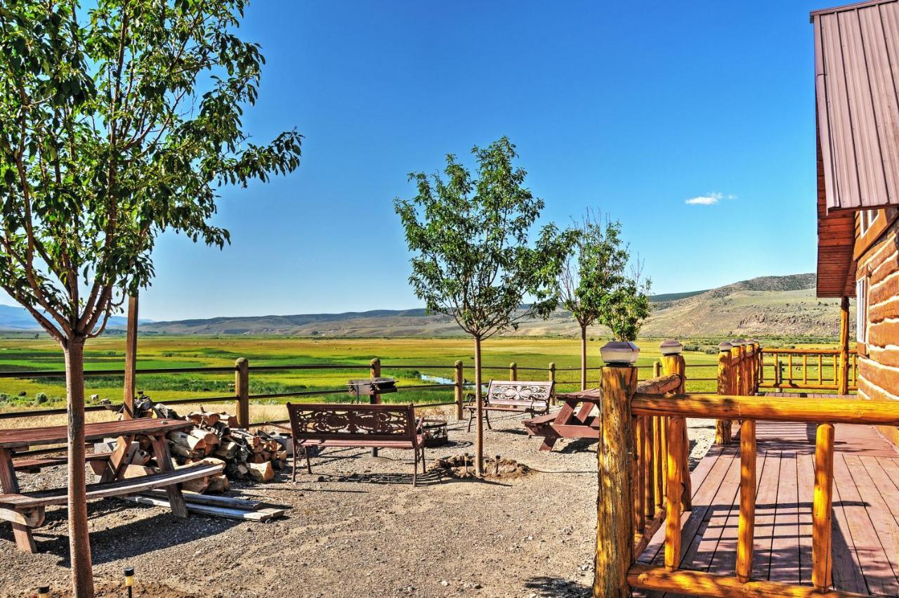 Remote Antimony Log Cabin With Green Meadow Views! Villa ภายนอก รูปภาพ